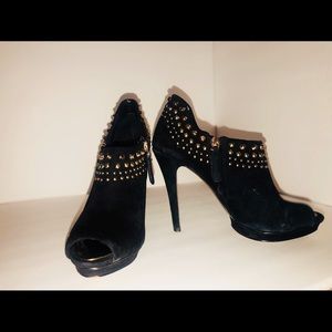 High heel booties; open toe